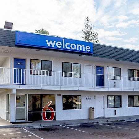 Motel 6-Porterville, Ca Buitenkant foto