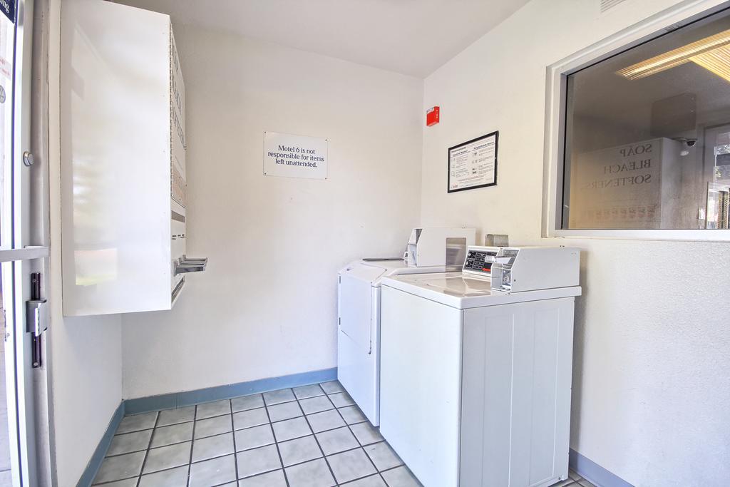 Motel 6-Porterville, Ca Buitenkant foto